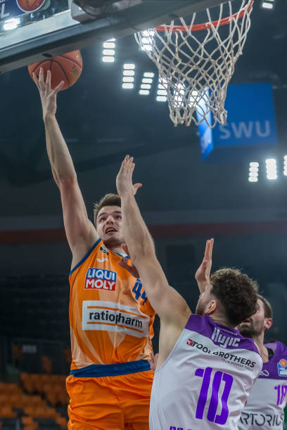 风格著称 风格著称