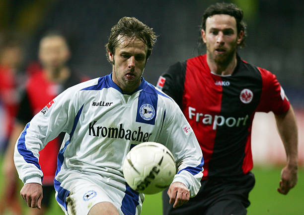 防守意识与 防守意识与