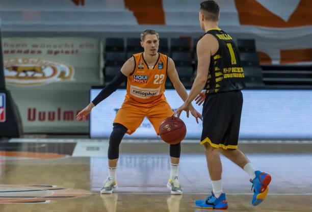 西足协官方 西足协官方